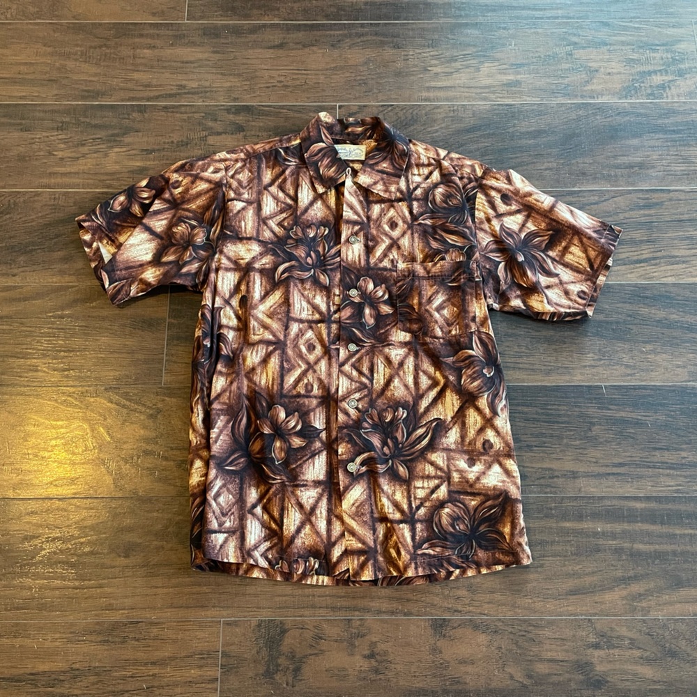 Surrender Vintage Sz small Hawaiian Floral Surfing